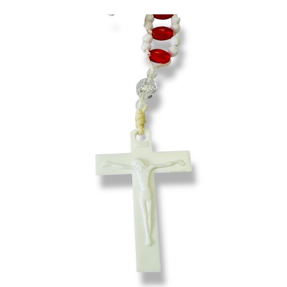 Vintage Red and White Double Strand Rosary - Picture 3 of 4